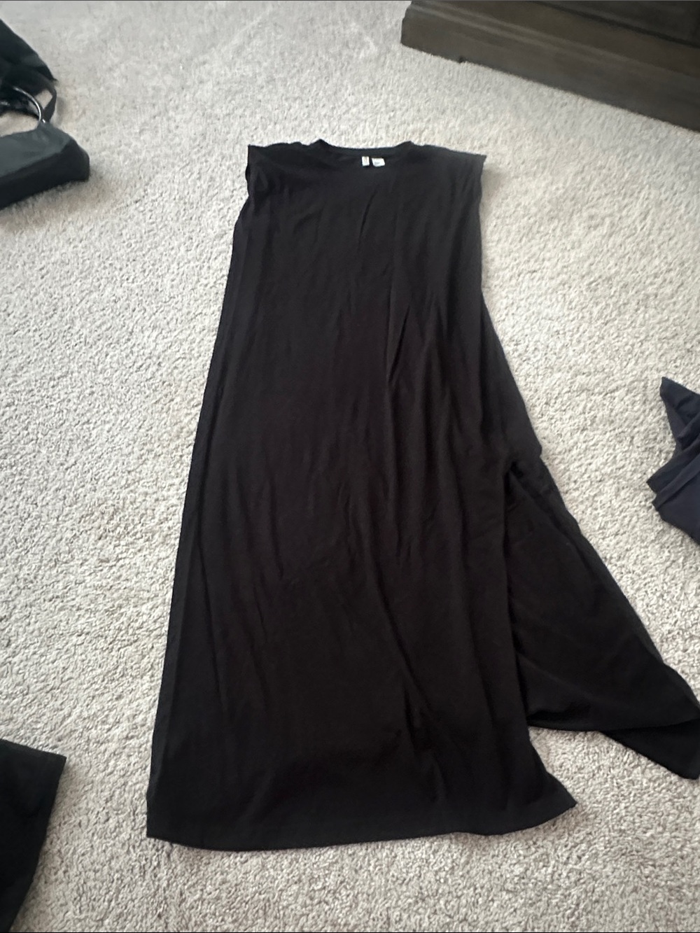 H&M Black Sleeveless Maxi Dress